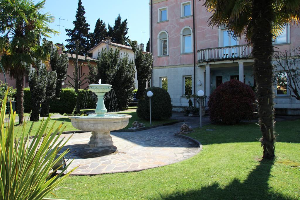 Park Hotel Villa Leon D'Oro Noventa di Piave Eksteriør billede